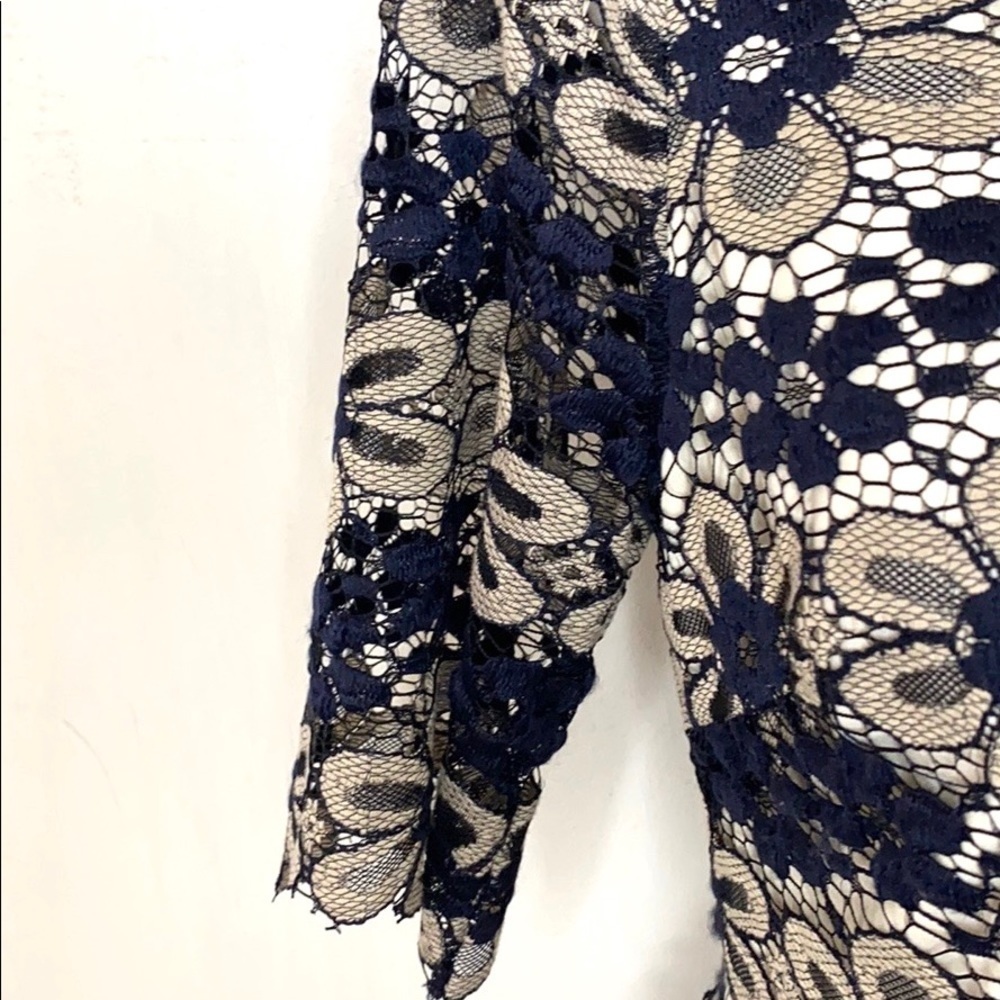 Motherhood Maternity Navy Floral Lace Dress Sz M - Picture 4 of 15